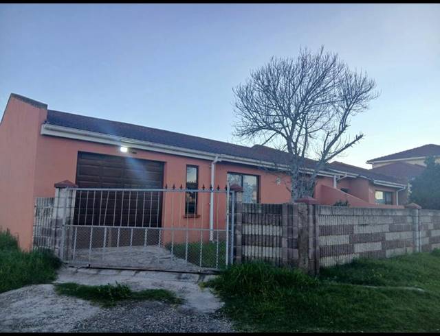3 BEDROOM HOUSE FOR SALE IN MOTHERWELL